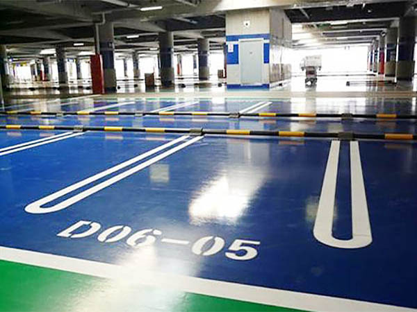 洛陽(yáng)某商場(chǎng)地下車庫(kù)環(huán)氧地坪工程